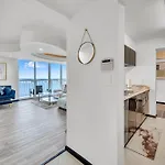 Brickell Ocean View 2 Bed 2 Bth Free Parking