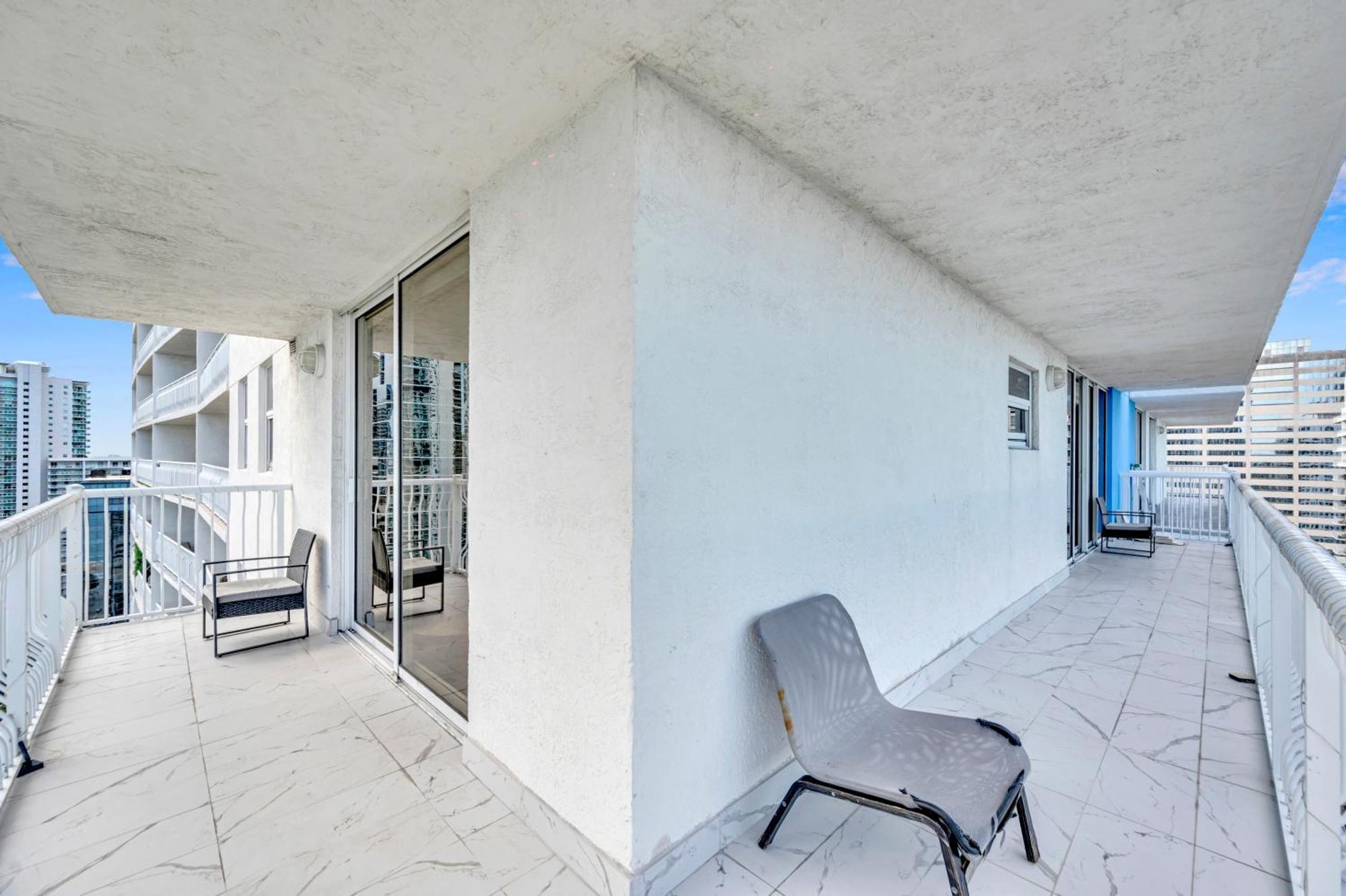 Brickell Ocean View 2 Bed 2 Bth Free Parking * Miami