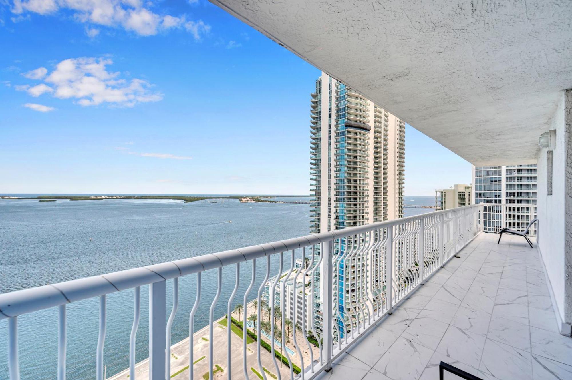Brickell Ocean View 2 Bed 2 Bth Free Parking *