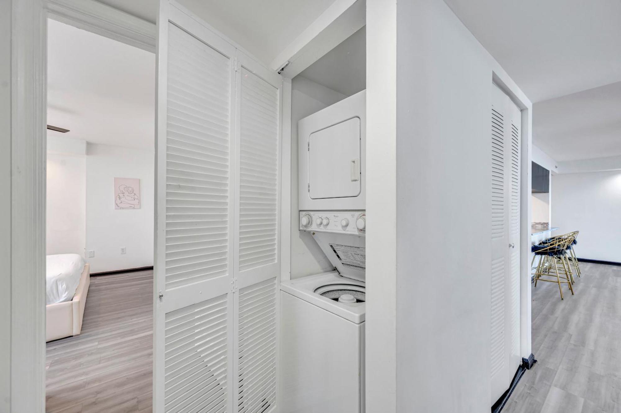 Brickell Ocean View 2 Bed 2 Bth Free Parking * Miami