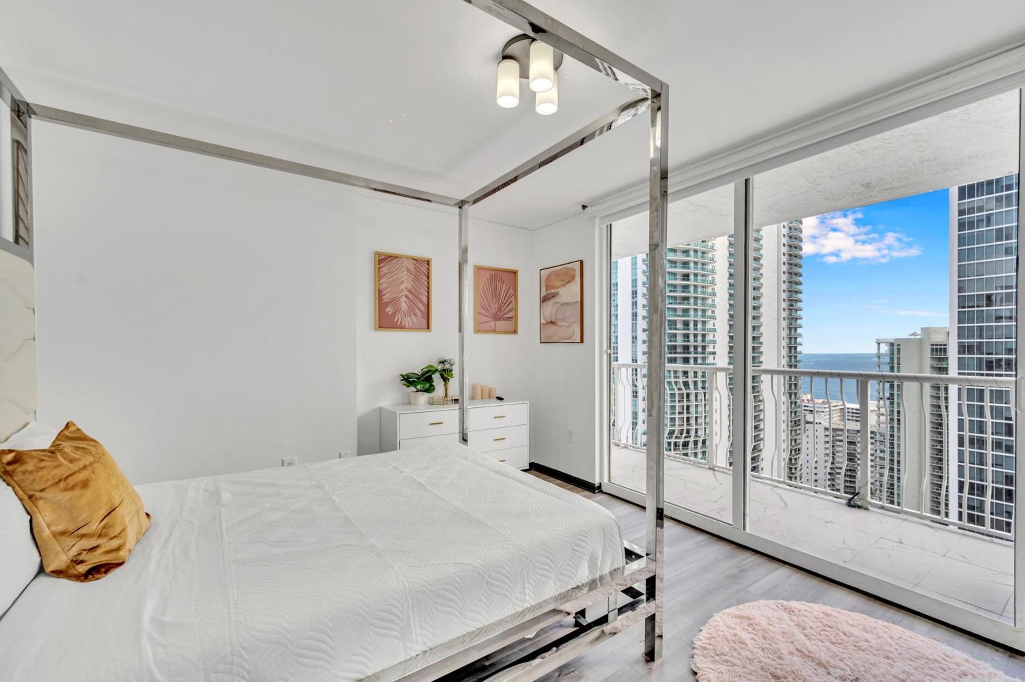 Brickell Ocean View 2 Bed 2 Bth Free Parking *